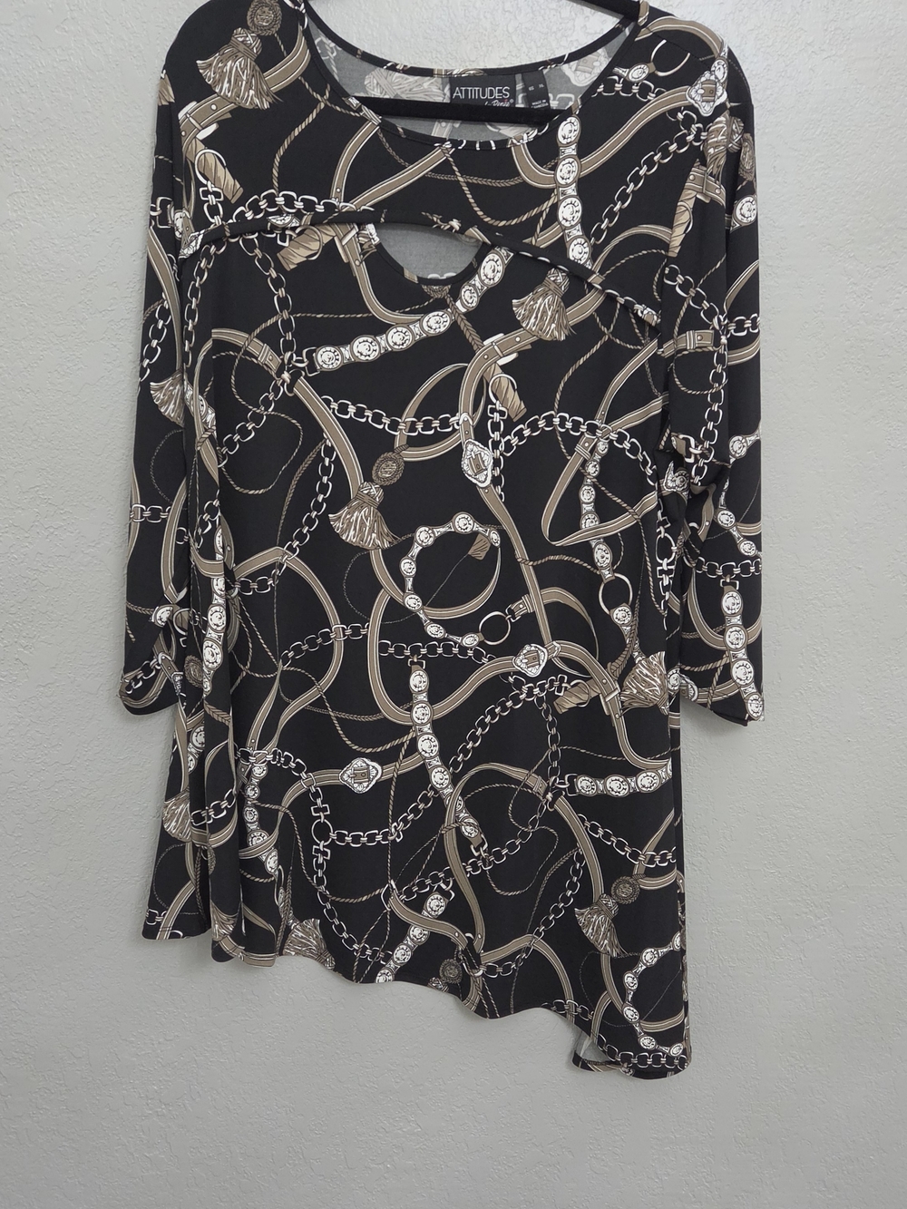Attitudes by Renee Black, Taupe & Cream Chain-Print Keyhole Tunic Top